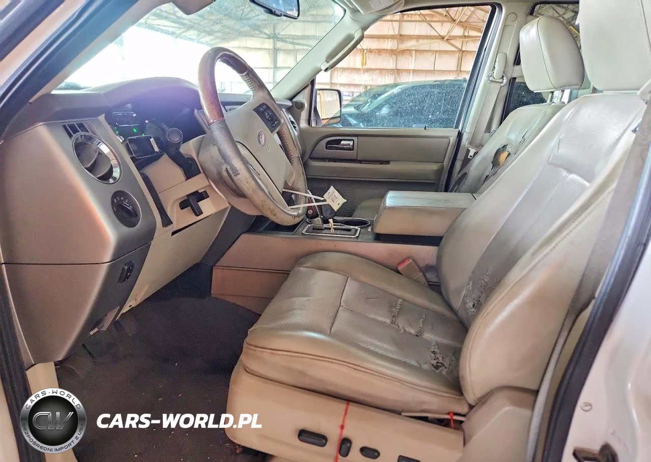 2010 Ford Expedition Limited VIN:1FMJU1K55AEB68823 - 7