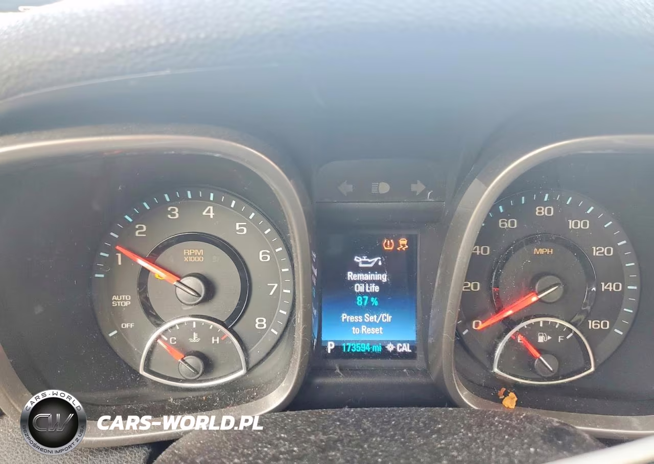 2014 Chevrolet Malibu Ls VIN:1G11B5SL4EF246825 - 9