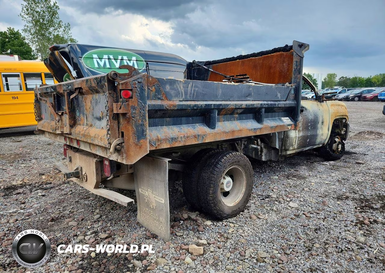 2016 GMC Sierra K3500 Dump Truck VIN:1GD32VCG3GZ277191 - 3