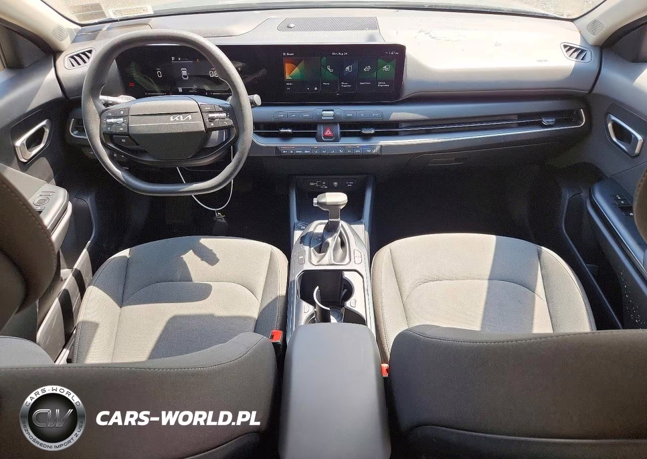 2025 Kia K4 Lxs VIN:3KPFT4DE8SE121383 - 8