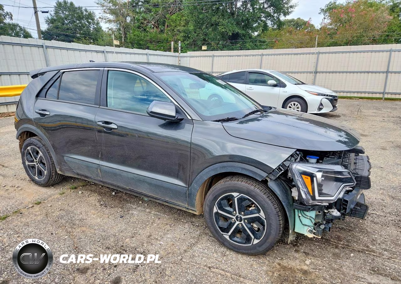 2026 Kia Niro Lx VIN:KNDCP3LE2T5327668 - 4