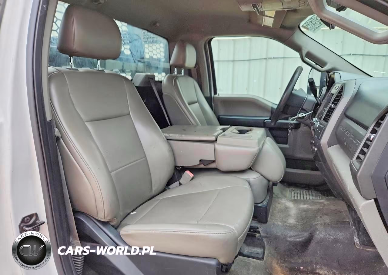 2019 Ford F450 Super Duty VIN:1FDUF4GY5KEC70670 - 10