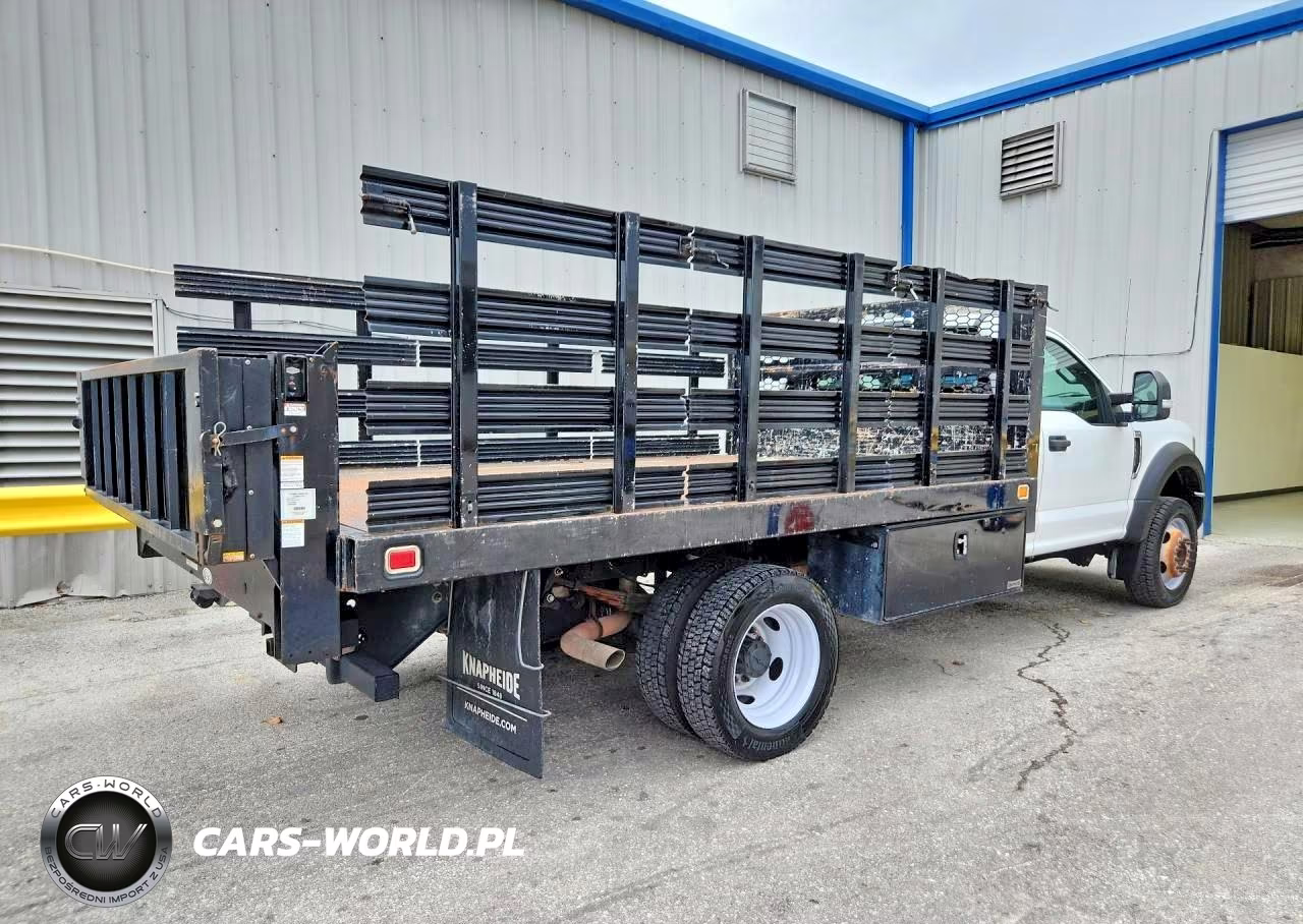 2019 Ford F450 Super Duty VIN:1FDUF4GY5KEC70670 - 3