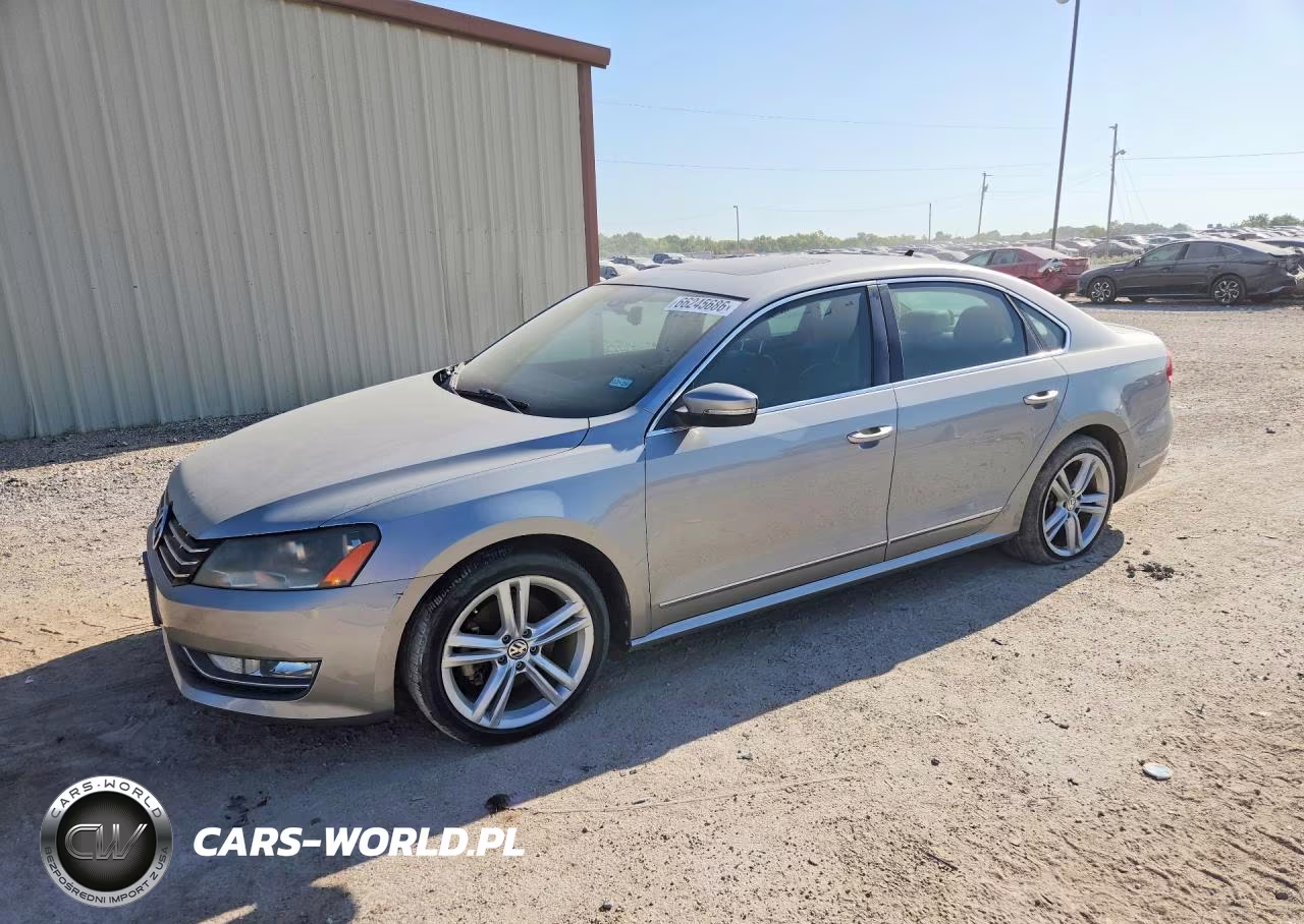2014 Volkswagen Passat Sel VIN:1VWCS7A37EC012660 - 1