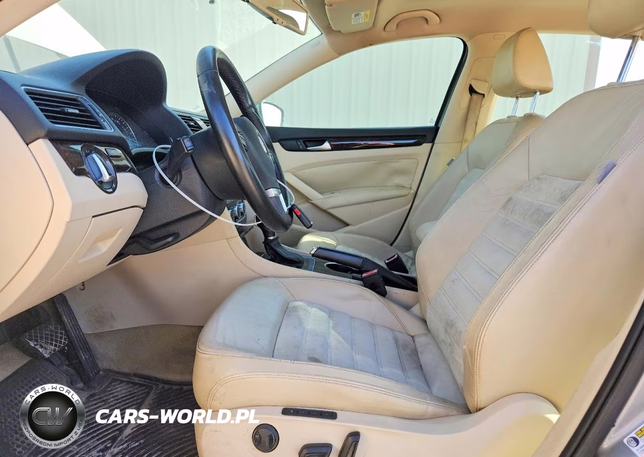 2014 Volkswagen Passat Sel VIN:1VWCS7A37EC012660 - 7