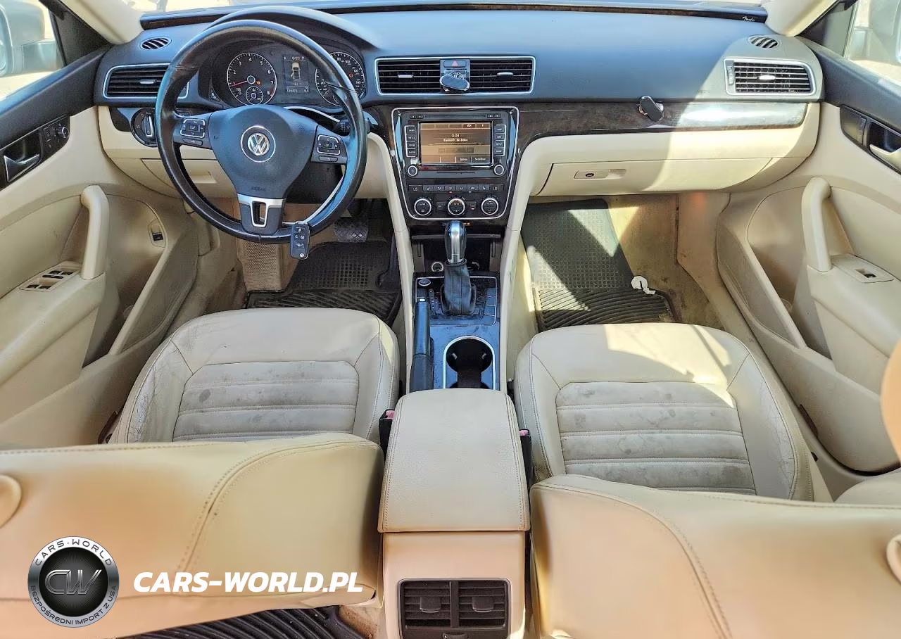 2014 Volkswagen Passat Sel VIN:1VWCS7A37EC012660 - 8