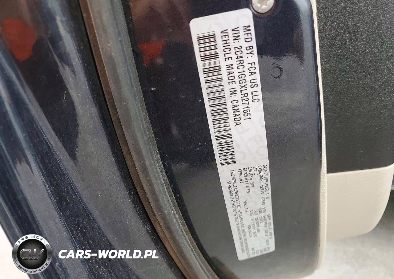 2020 Chrysler Pacifica Limited VIN:2C4RC1GGXLR271651 - 13