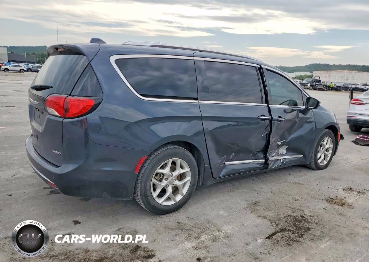 2020 Chrysler Pacifica Limited VIN:2C4RC1GGXLR271651 - 3