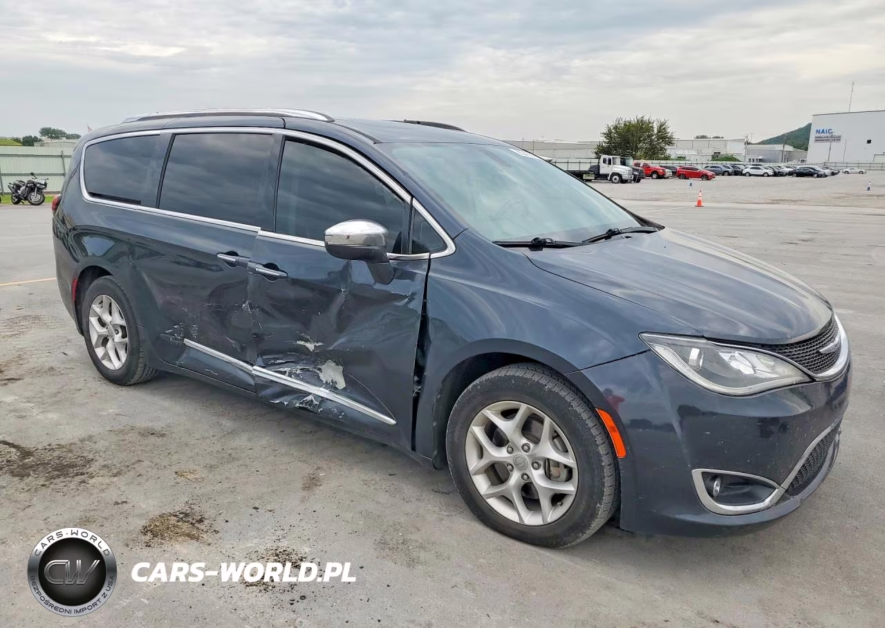 2020 Chrysler Pacifica Limited VIN:2C4RC1GGXLR271651 - 4