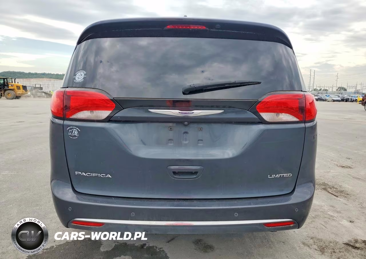 2020 Chrysler Pacifica Limited VIN:2C4RC1GGXLR271651 - 6