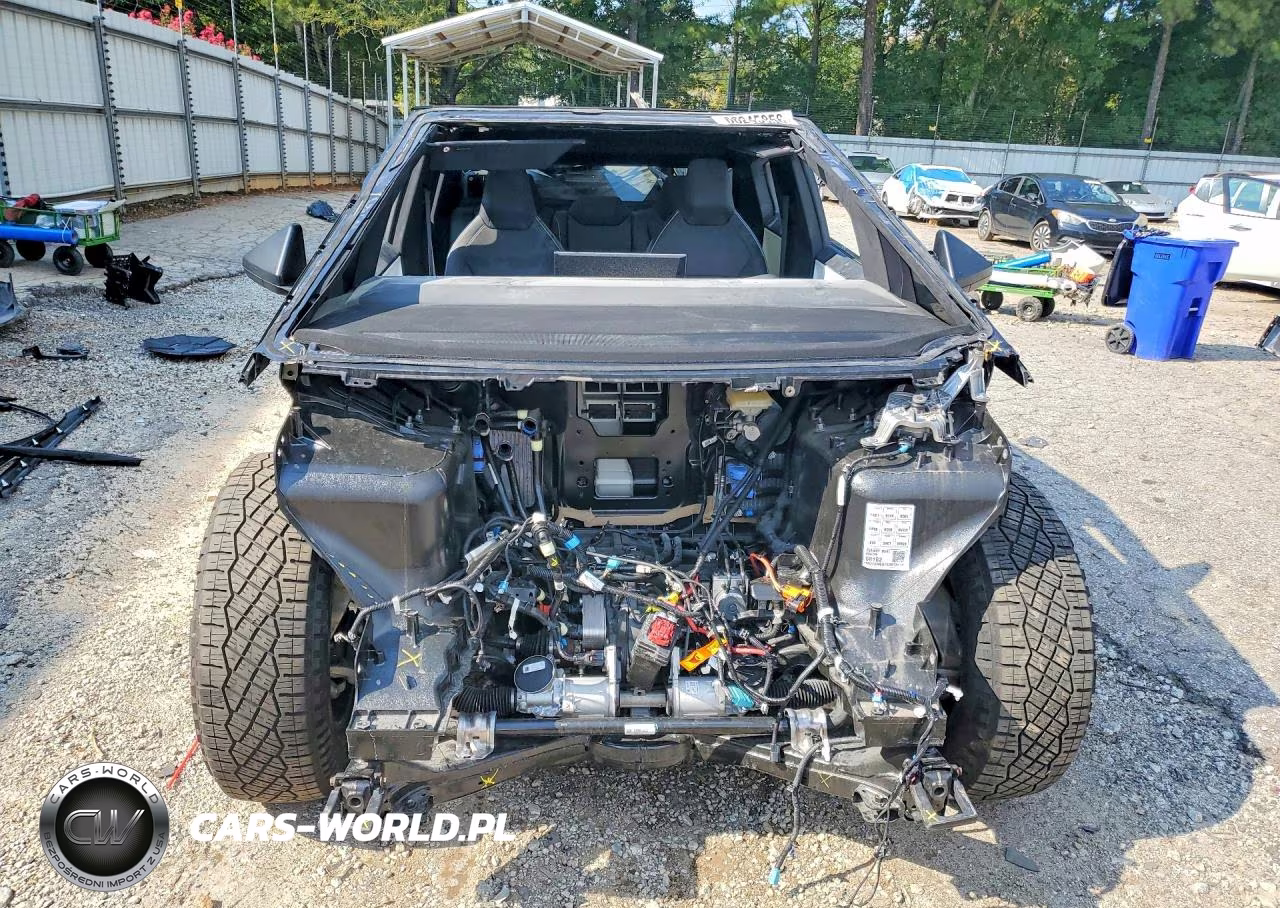 2025 Tesla Cybertruck VIN:7G2CEHED7SA078010 - 5
