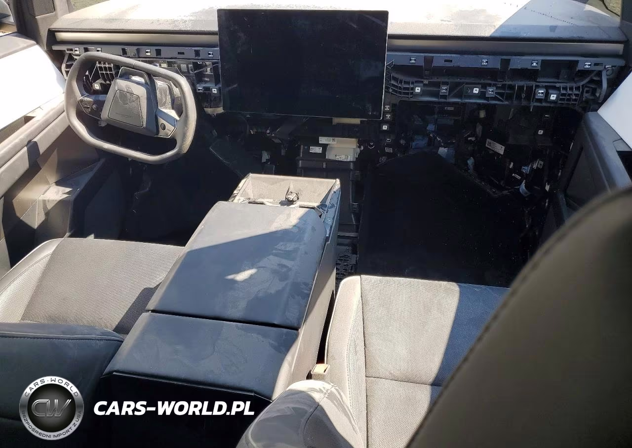 2025 Tesla Cybertruck VIN:7G2CEHED7SA078010 - 8