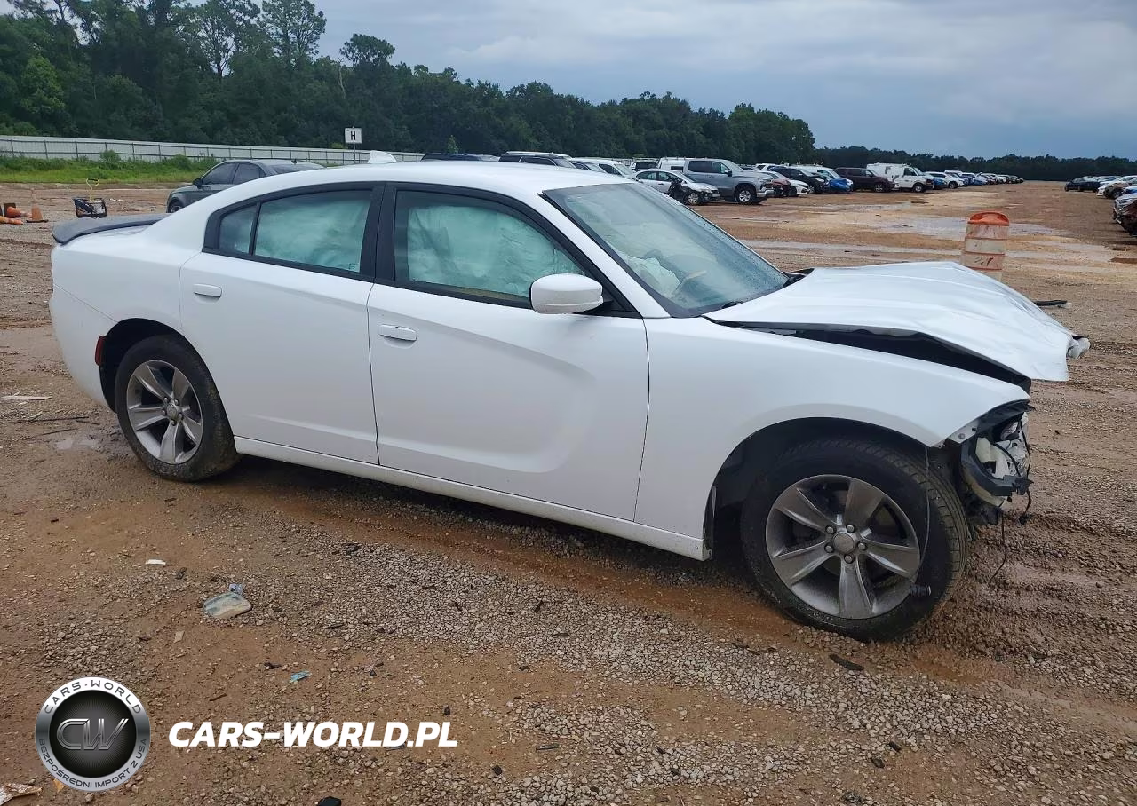 2018 Dodge Charger Sxt Plus VIN:2C3CDXHG8JH145039 - 4