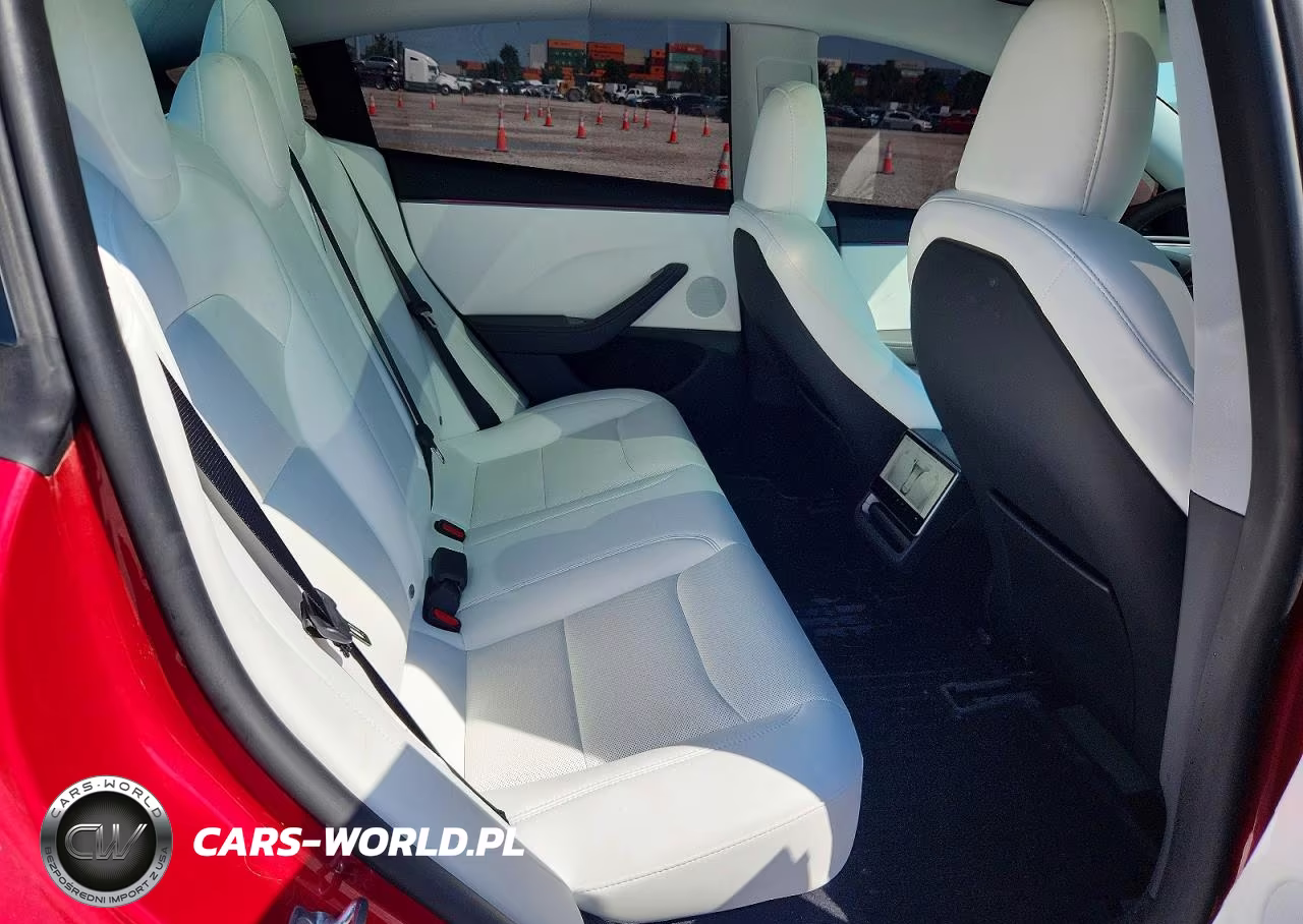 2026 Tesla Model 3 VIN:5YJ3E1EB7TF169579 - 10