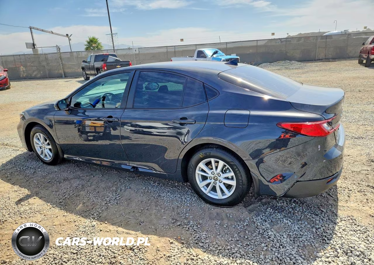 2026 Toyota Camry Le VIN:4T1DAACK2TU345461 - 2