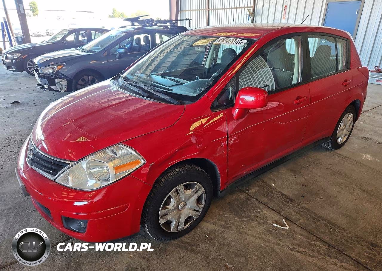 2011 Nissan Versa 1.8 S
