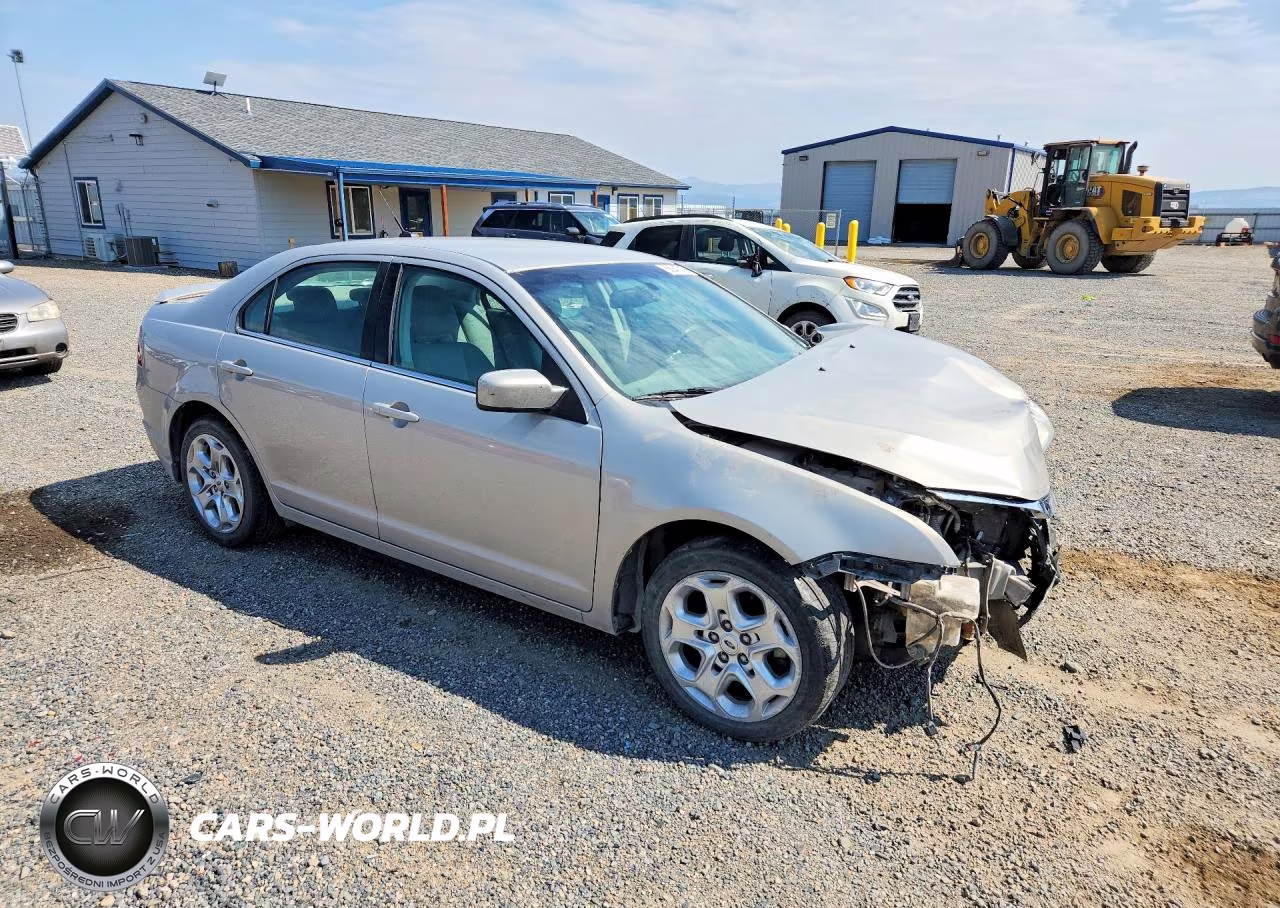 2010 Ford Fusion Se VIN:3FAHP0HA8AR149260 - 4