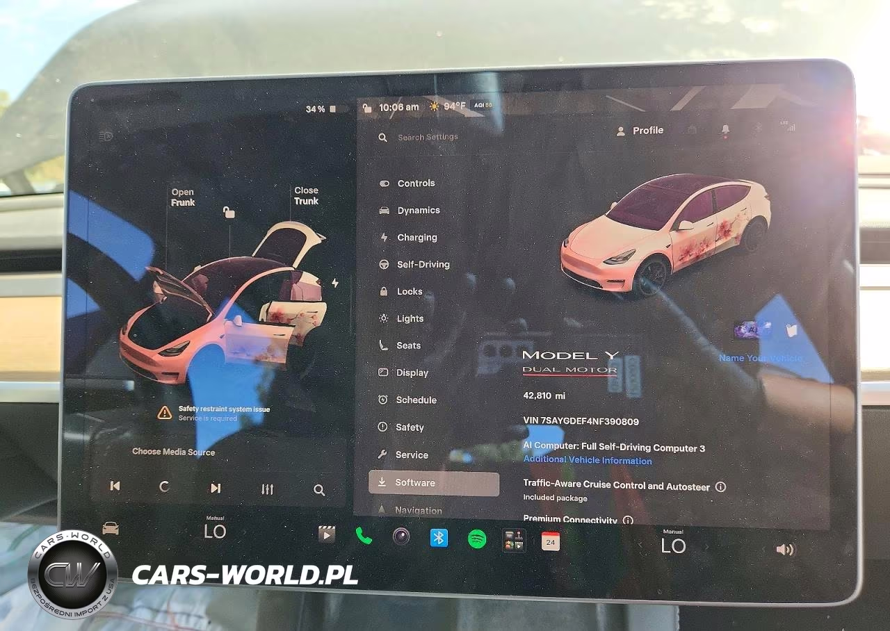 2022 Tesla Model Y VIN:7SAYGDEF4NF390809 - 9