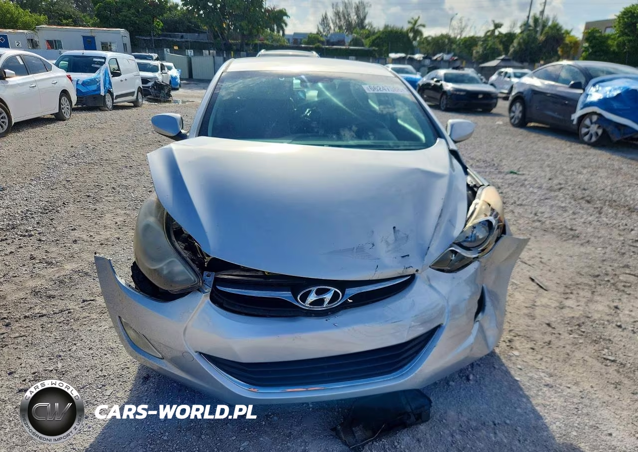 2013 Hyundai Elantra Gls VIN:KMHDH4AE8DU622304 - 5