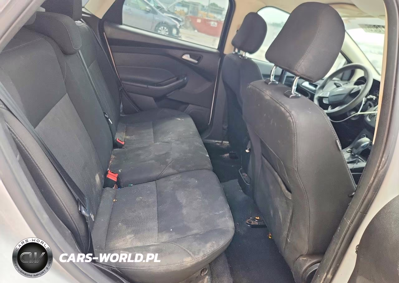2017 Ford Focus Se VIN:1FADP3K2XHL214622 - 10