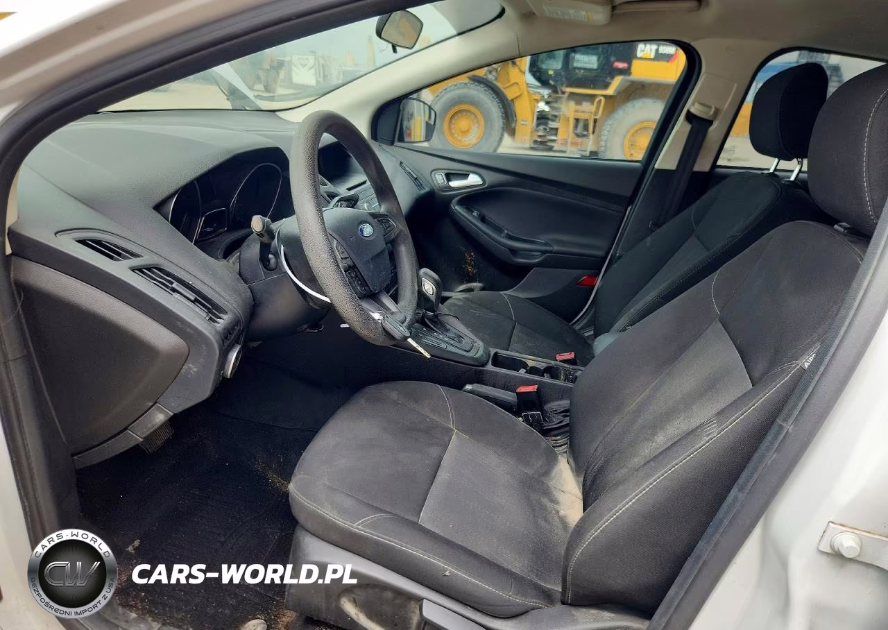 2017 Ford Focus Se VIN:1FADP3K2XHL214622 - 7