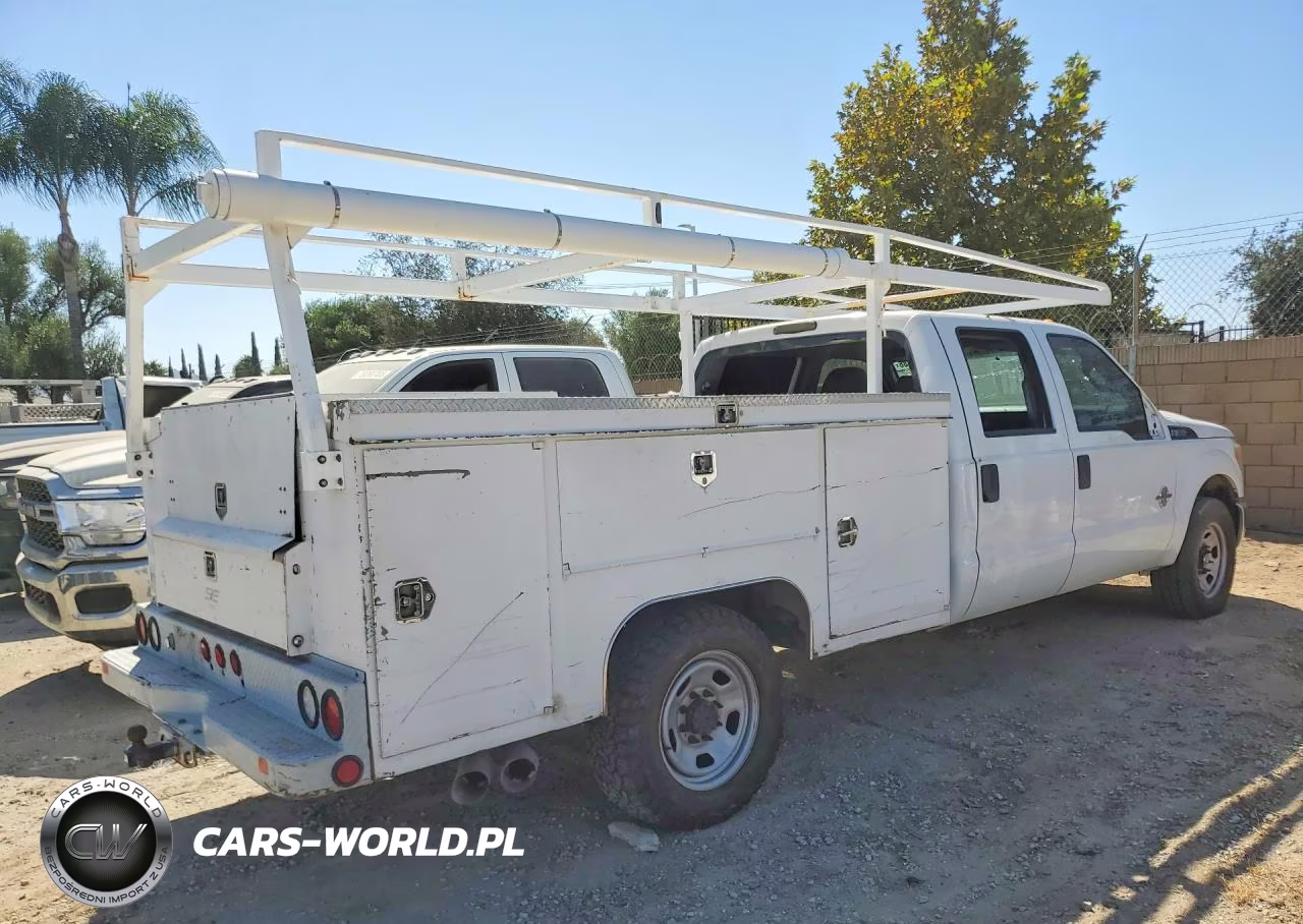 2015 Ford F350 Super Duty VIN:1FD8W3ET2FEC84762 - 3