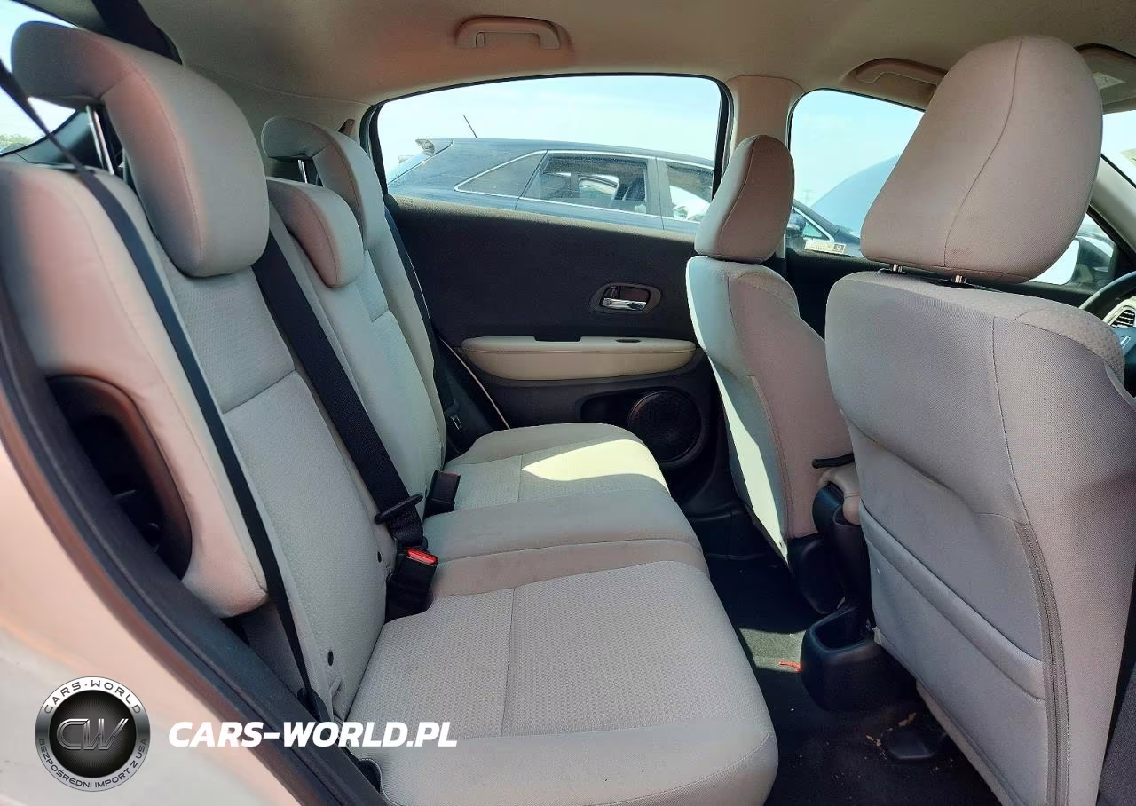 2022 Honda Hr-V Lx VIN:3CZRU6H38NM717743 - 10