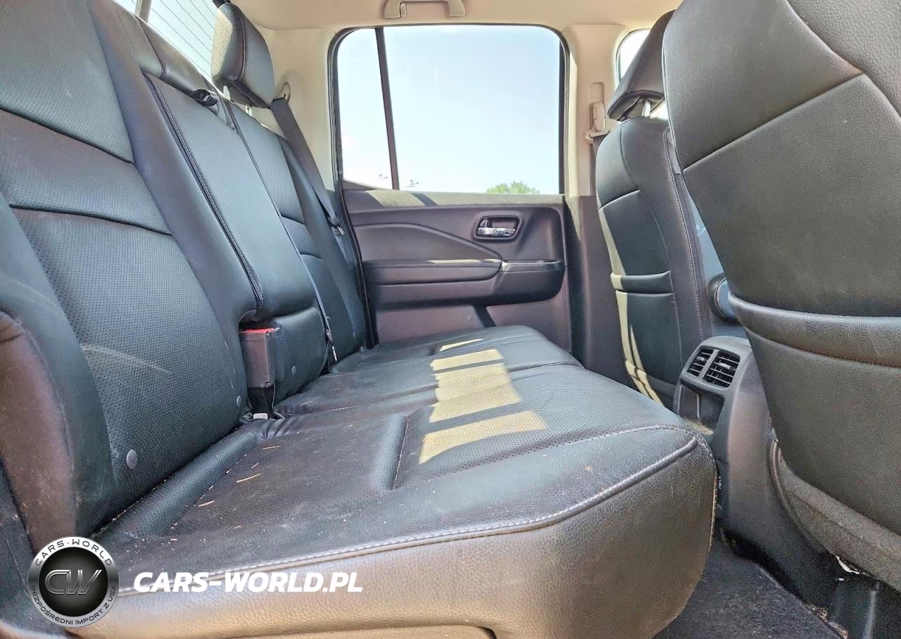 2019 Honda Ridgeline Rtl VIN:5FPYK3F79KB033674 - 10
