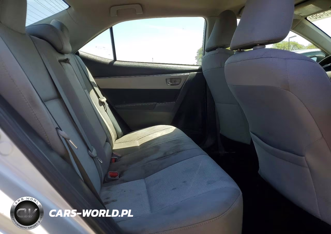 2016 Toyota Corolla Le VIN:5YFBURHE0GP524220 - 10