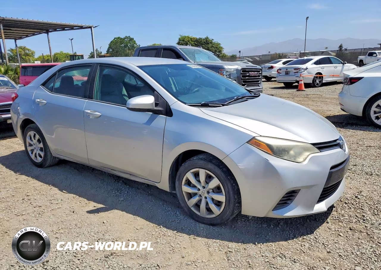 2016 Toyota Corolla Le VIN:5YFBURHE0GP524220 - 4