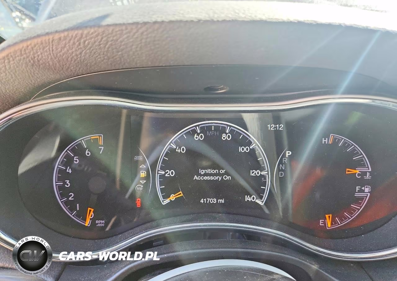2021 Jeep Grand Cherokee Laredo VIN:1C4RJFAG1MC870976 - 9