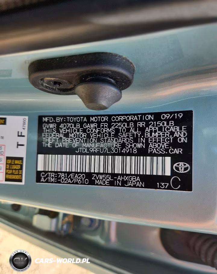 2020 Toyota Prius Xle Awd-E VIN:JTDL9RFU7L3014918 - 12