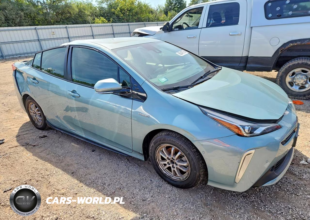 2020 Toyota Prius Xle Awd-E VIN:JTDL9RFU7L3014918 - 4