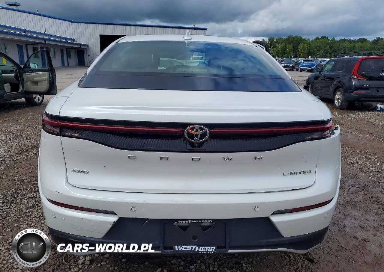 2023 Toyota Crown Limited VIN:JTDAAAAFXP3005175 - 6
