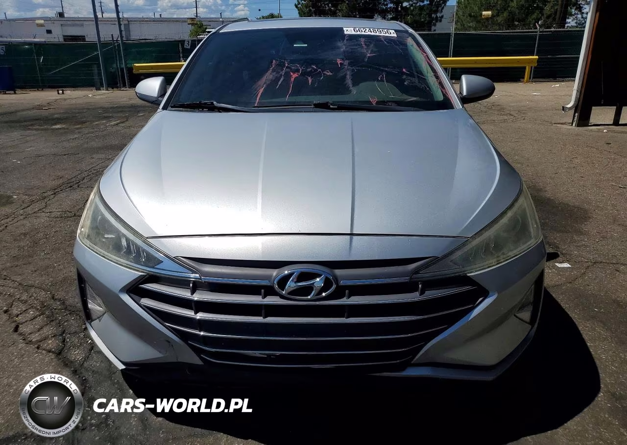 2019 Hyundai Elantra Value Edition VIN:5NPD84LF2KH411567 - 5