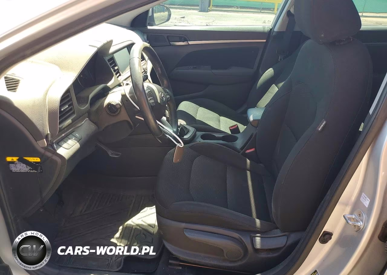 2019 Hyundai Elantra Value Edition VIN:5NPD84LF2KH411567 - 7