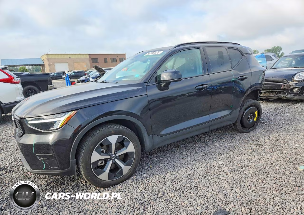 2024 Volvo Xc40 Core