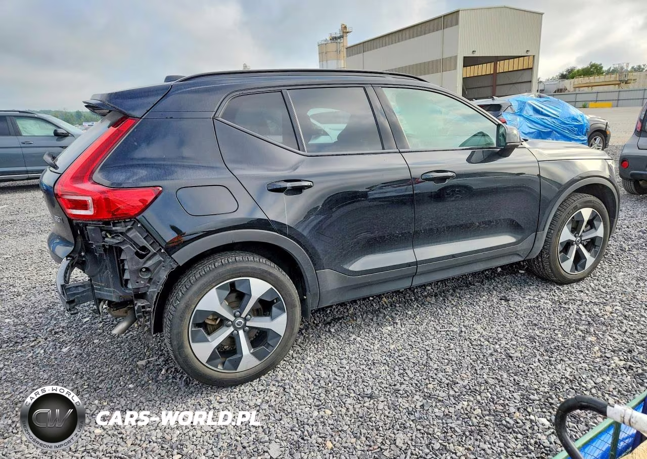 2024 Volvo Xc40 Core VIN:YV4L12UK7R2324935 - 3
