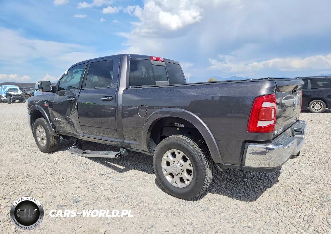 2019 Ram 2500 Laramie VIN:3C6UR5FL3KG630333 - 2