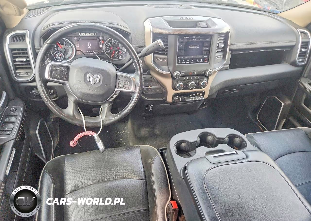 2019 Ram 2500 Laramie VIN:3C6UR5FL3KG630333 - 8