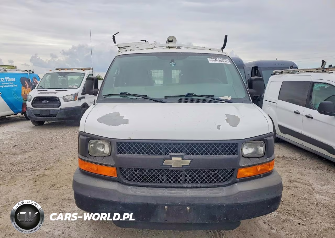 2013 Chevrolet Express G2500 VIN:1GCWGFCAXD1903236 - 5