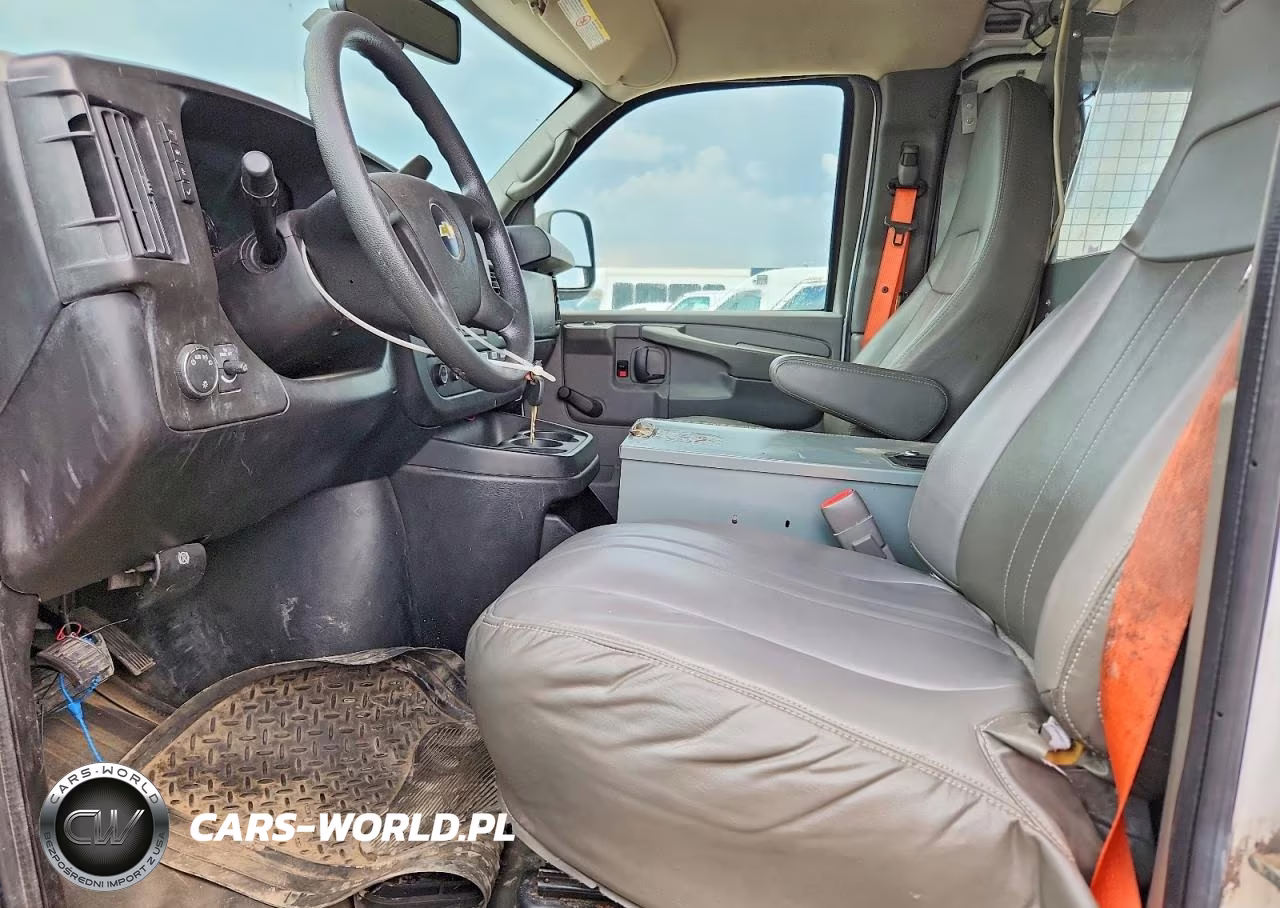2013 Chevrolet Express G2500 VIN:1GCWGFCAXD1903236 - 7
