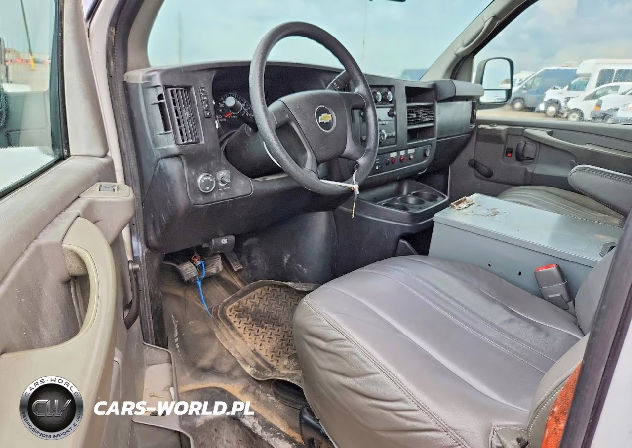 2013 Chevrolet Express G2500 VIN:1GCWGFCAXD1903236 - 8