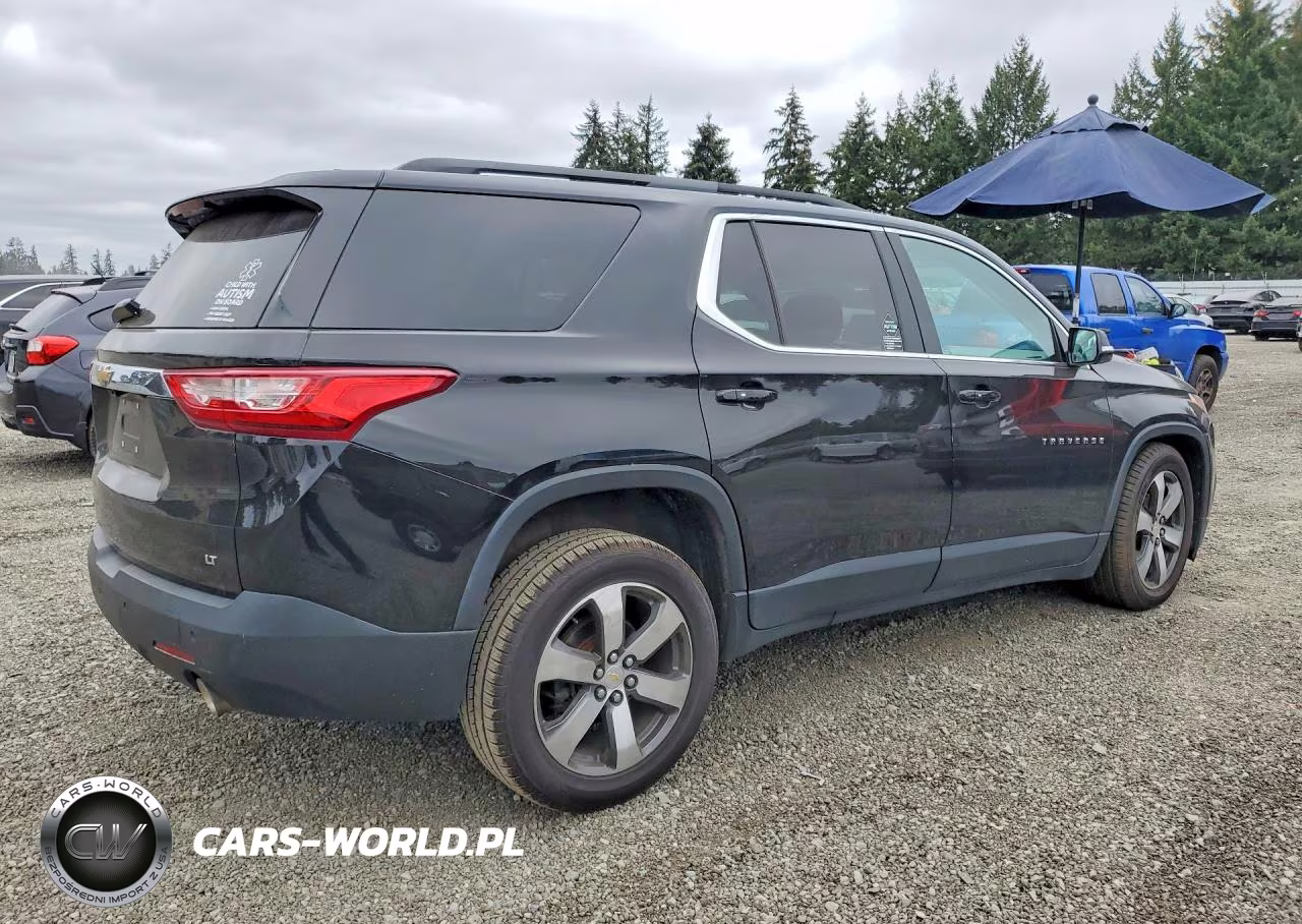 2019 Chevrolet Traverse Lt VIN:1GNEVHKW2KJ175894 - 3