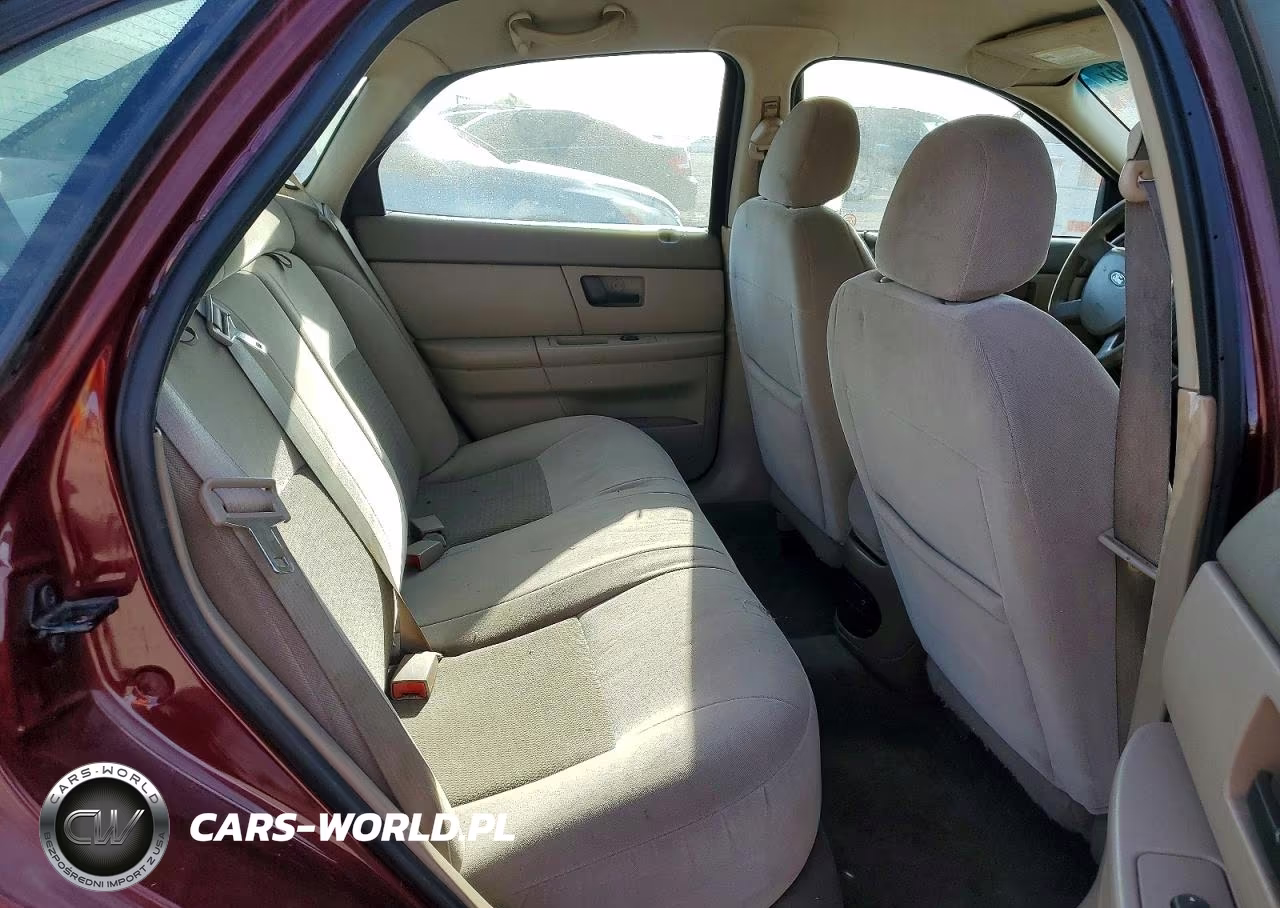 2006 Ford Taurus Se VIN:1FAFP53UX6A188553 - 10