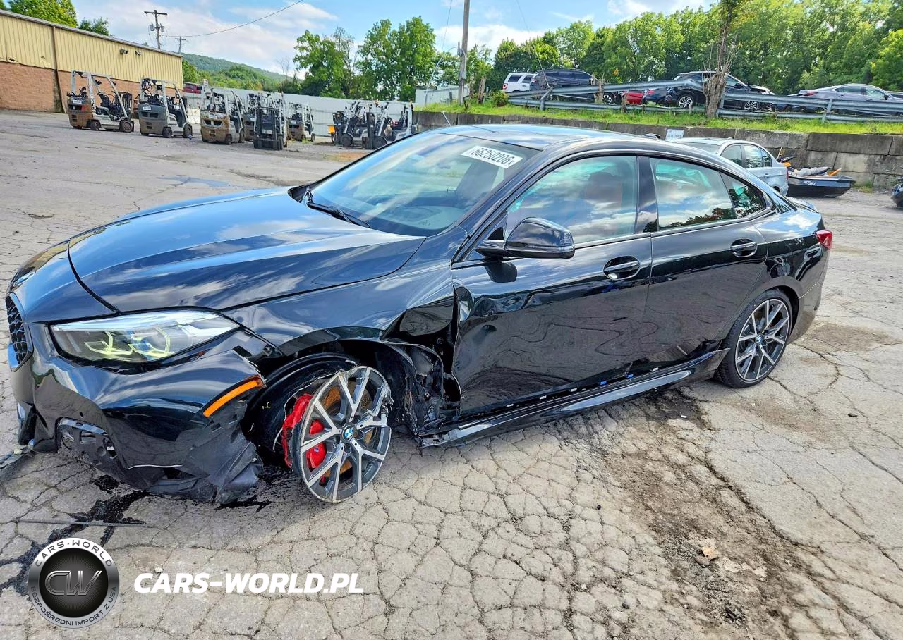 2024 BMW M235Xi