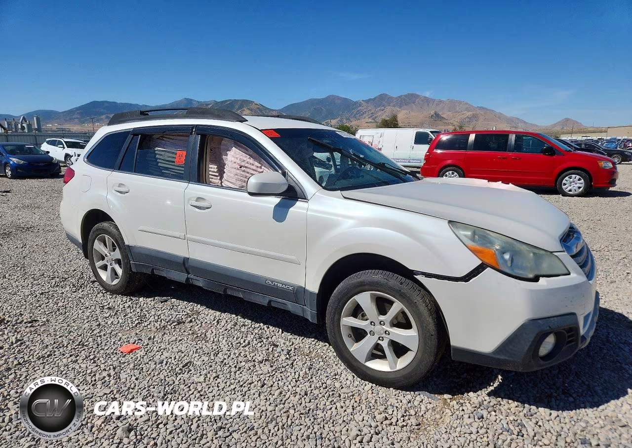2014 Subaru Outback 2.5I Premium VIN:4S4BRCCC3E3272520 - 4
