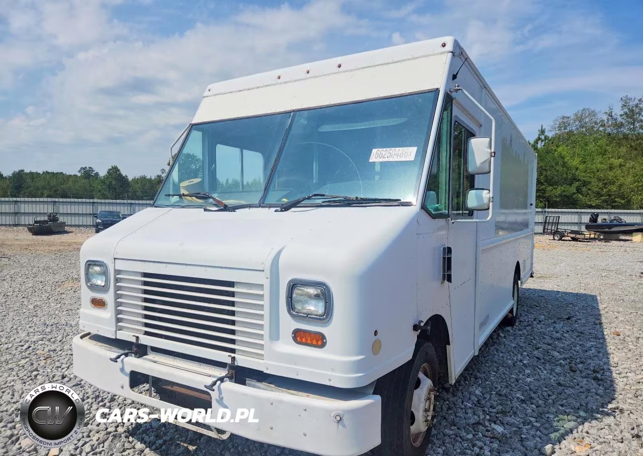 2014 Ford F59 Delivery Truck