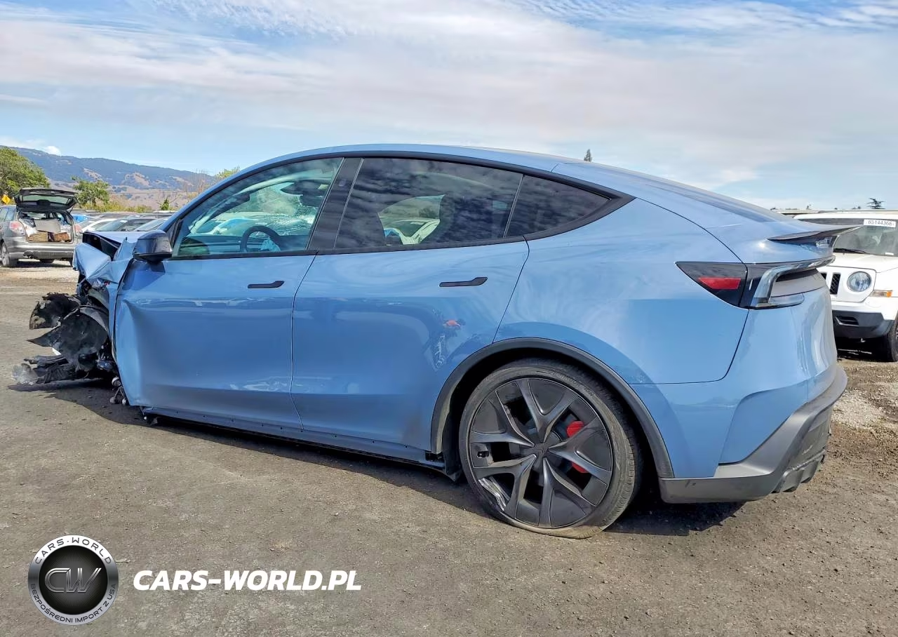2026 Tesla Model Y Performance Awd VIN:7SAYGDET1TA735178 - 2