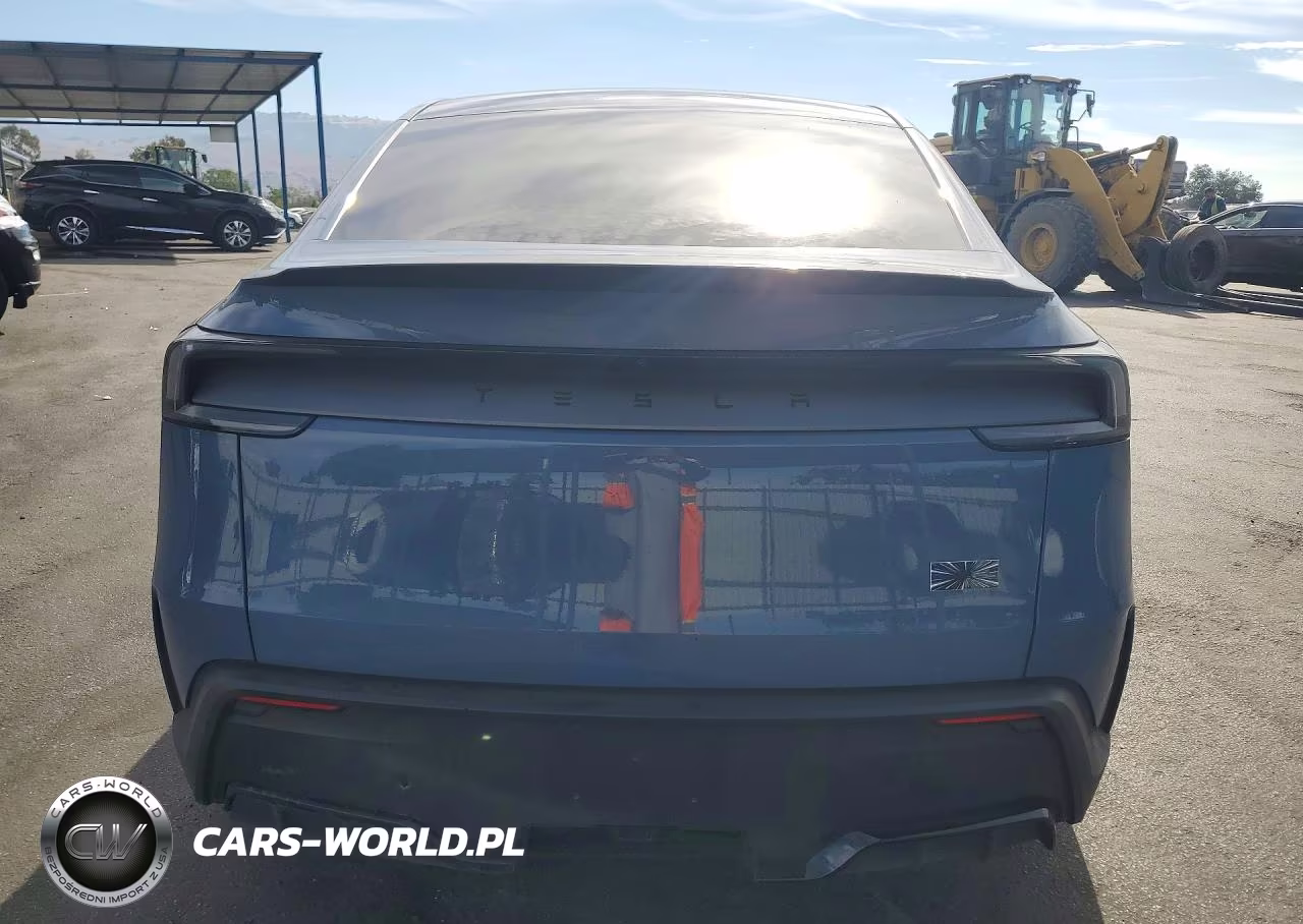 2026 Tesla Model Y Performance Awd VIN:7SAYGDET1TA735178 - 6